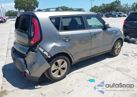 2016 Kia Soul z USA, uszkodzony, nr VIN KNDJN2A26G7338084